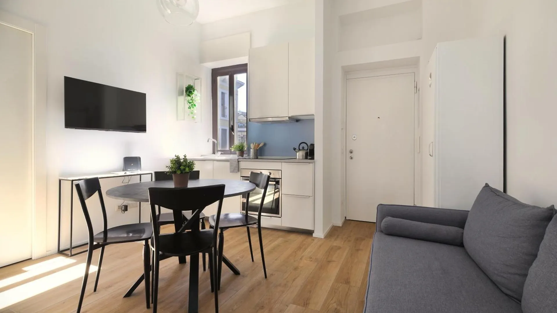 Just Urban Stays - Bright And Functional Apartment - Corso Genova Μιλάνο