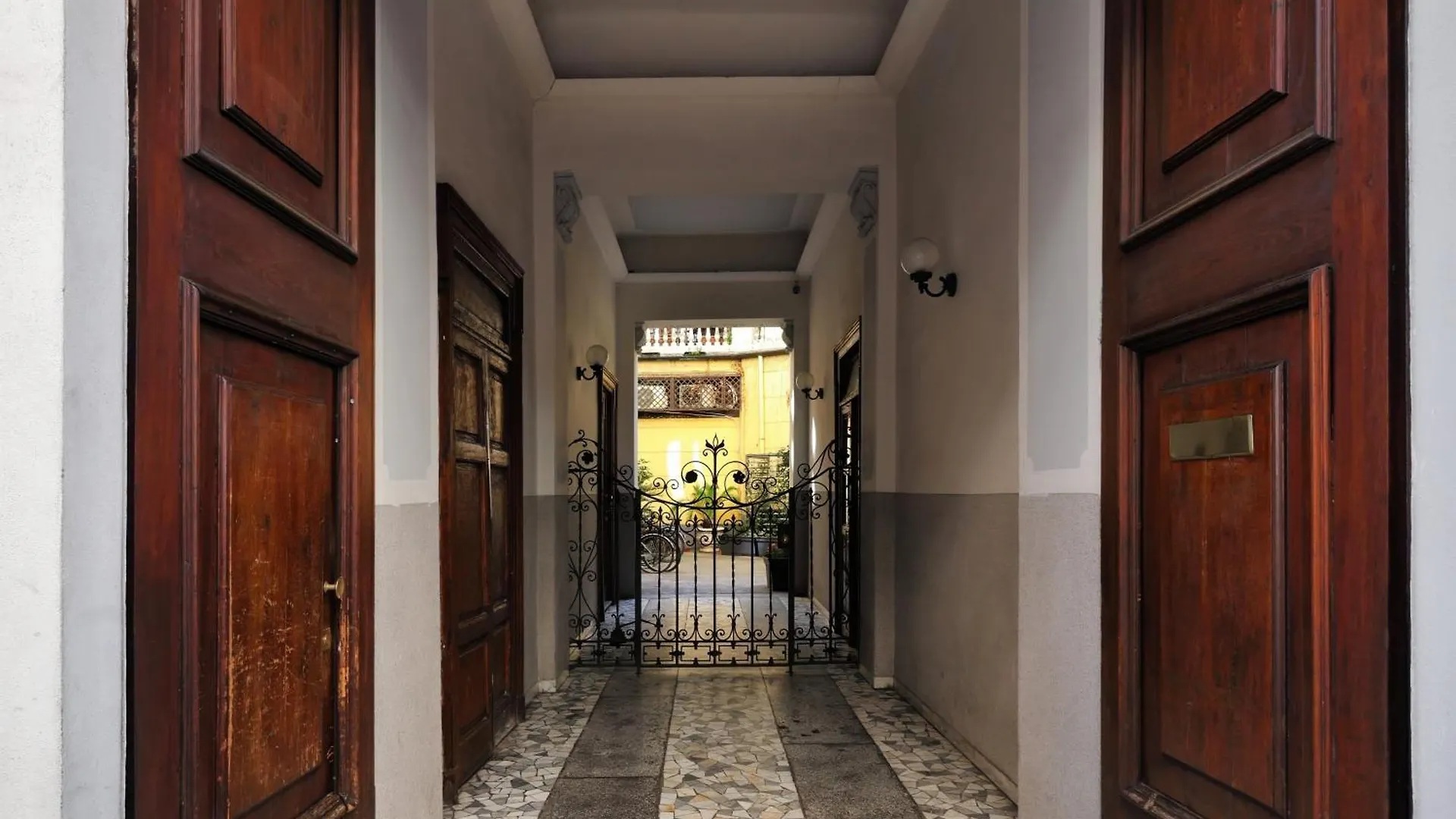 Just Urban Stays - Bright And Functional Apartment - Corso Genova Μιλάνο 0*,  Ιταλία