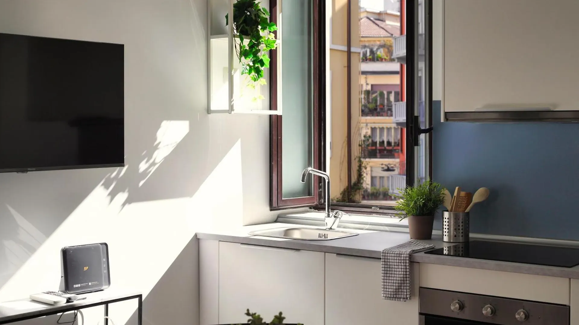 Just Urban Stays - Bright And Functional Apartment - Corso Genova Μιλάνο 0*,