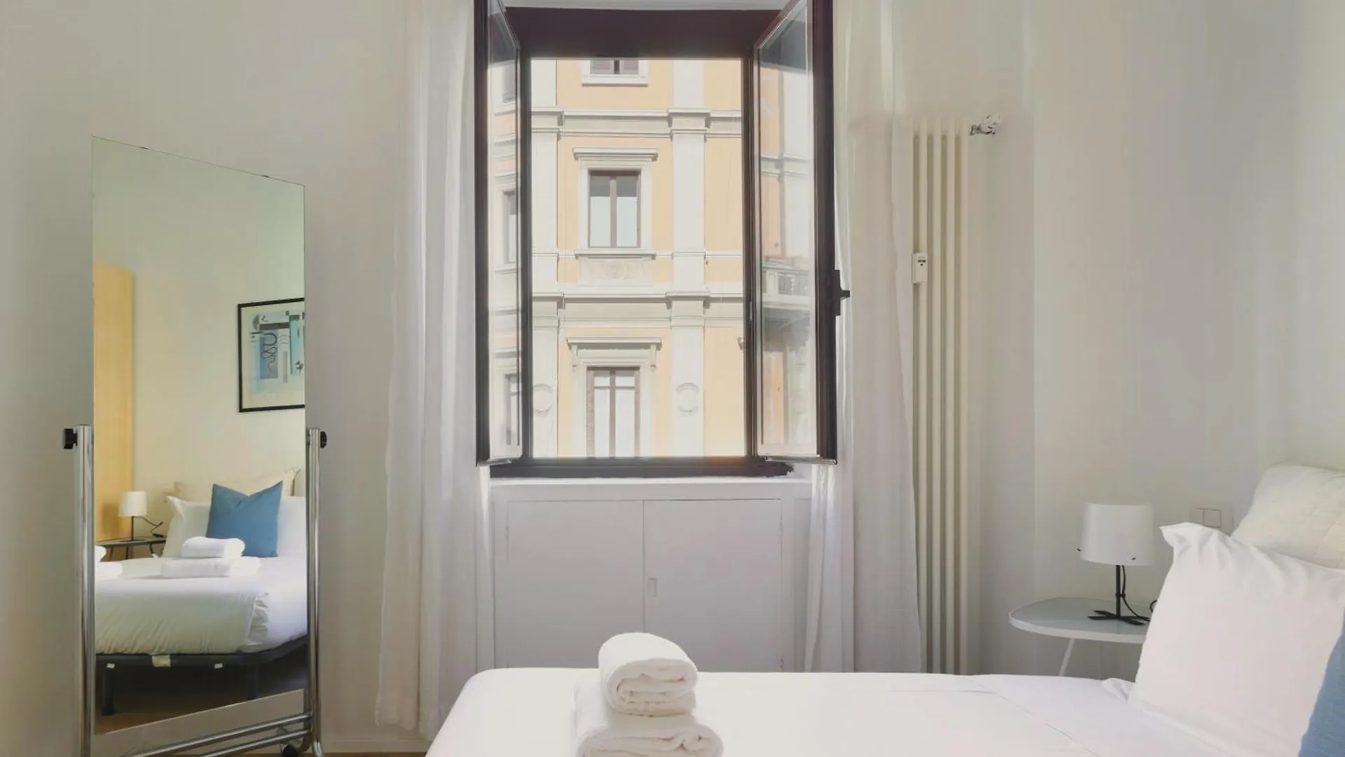 Just Urban Stays - Bright And Functional Apartment - Corso Genova Μιλάνο 0*,  Ιταλία