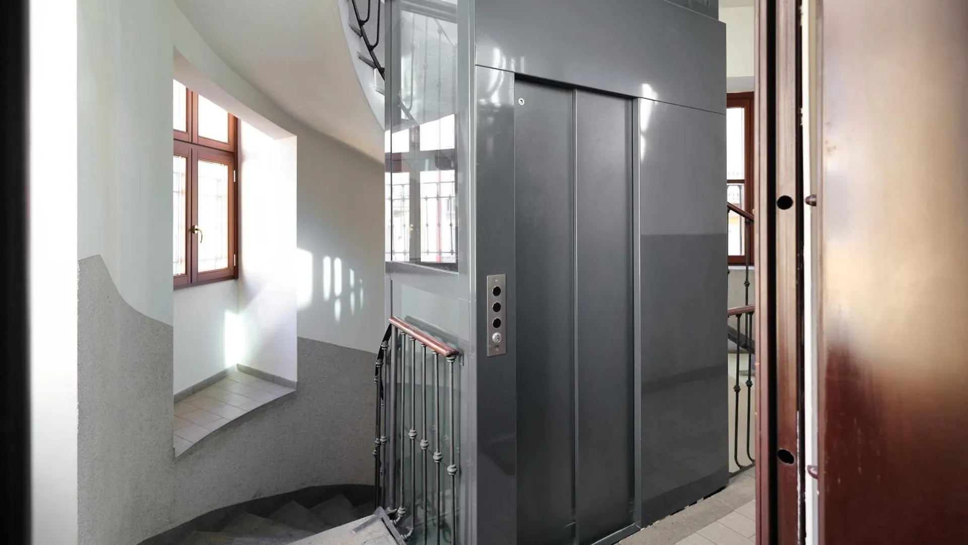 Just Urban Stays - Bright And Functional Apartment - Corso Genova Μιλάνο