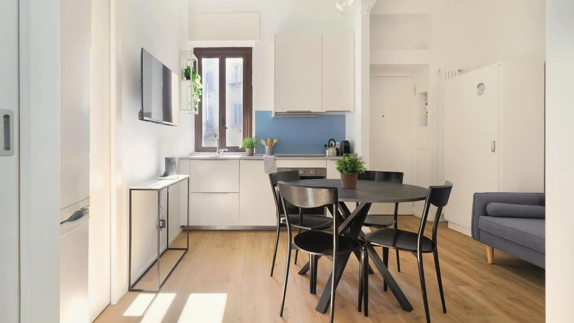 Just Urban Stays - Bright And Functional Apartment - Corso Genova Μιλάνο